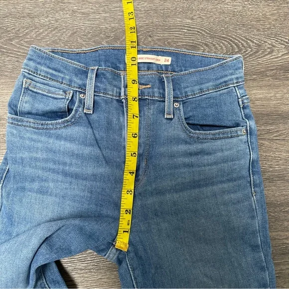 Levi's Classic Blue Women's Jeans 724 High Rise Straight Cropped Jeans Size 24 - Picture 5 of 9